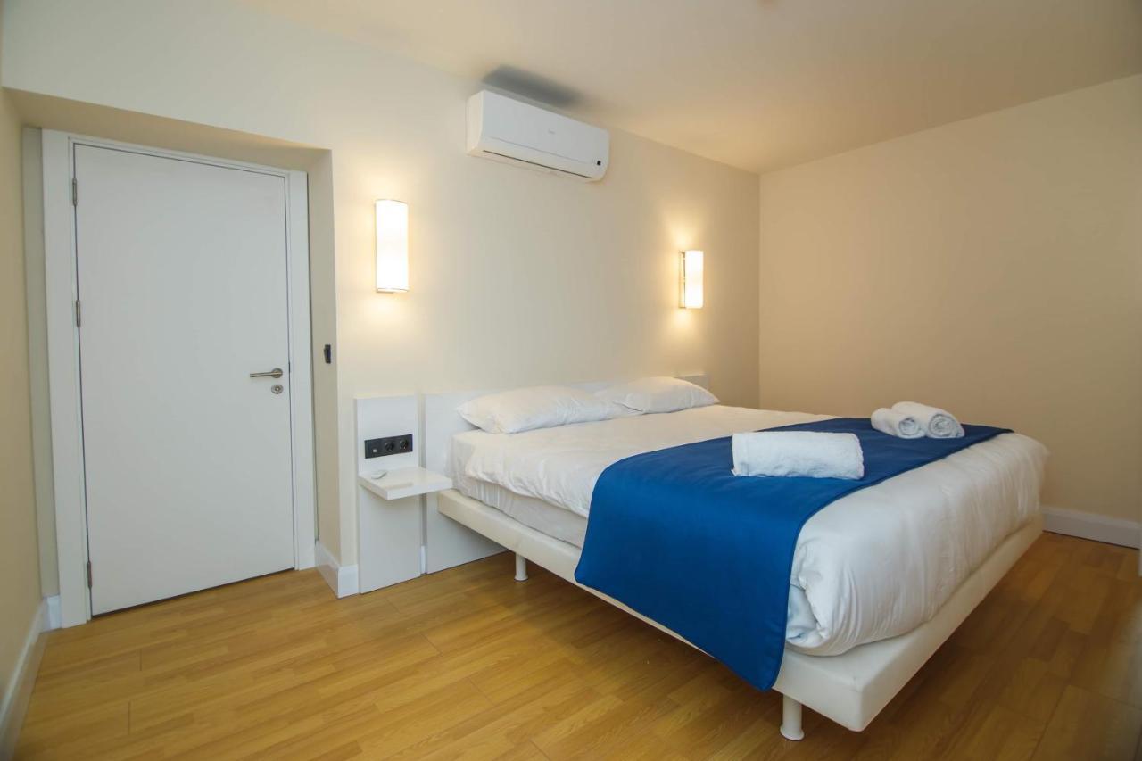 Black Sea Luxury Towers Hotel Батуми Екстериор снимка