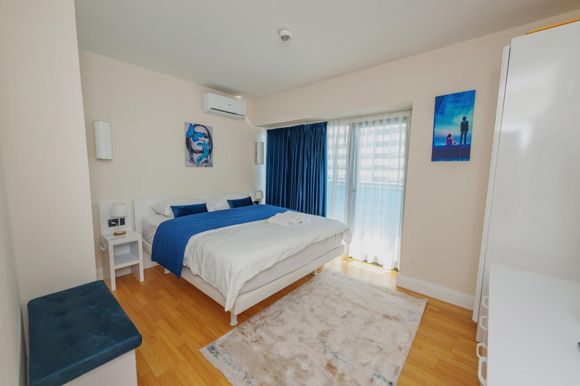 Black Sea Luxury Towers Hotel Батуми Екстериор снимка